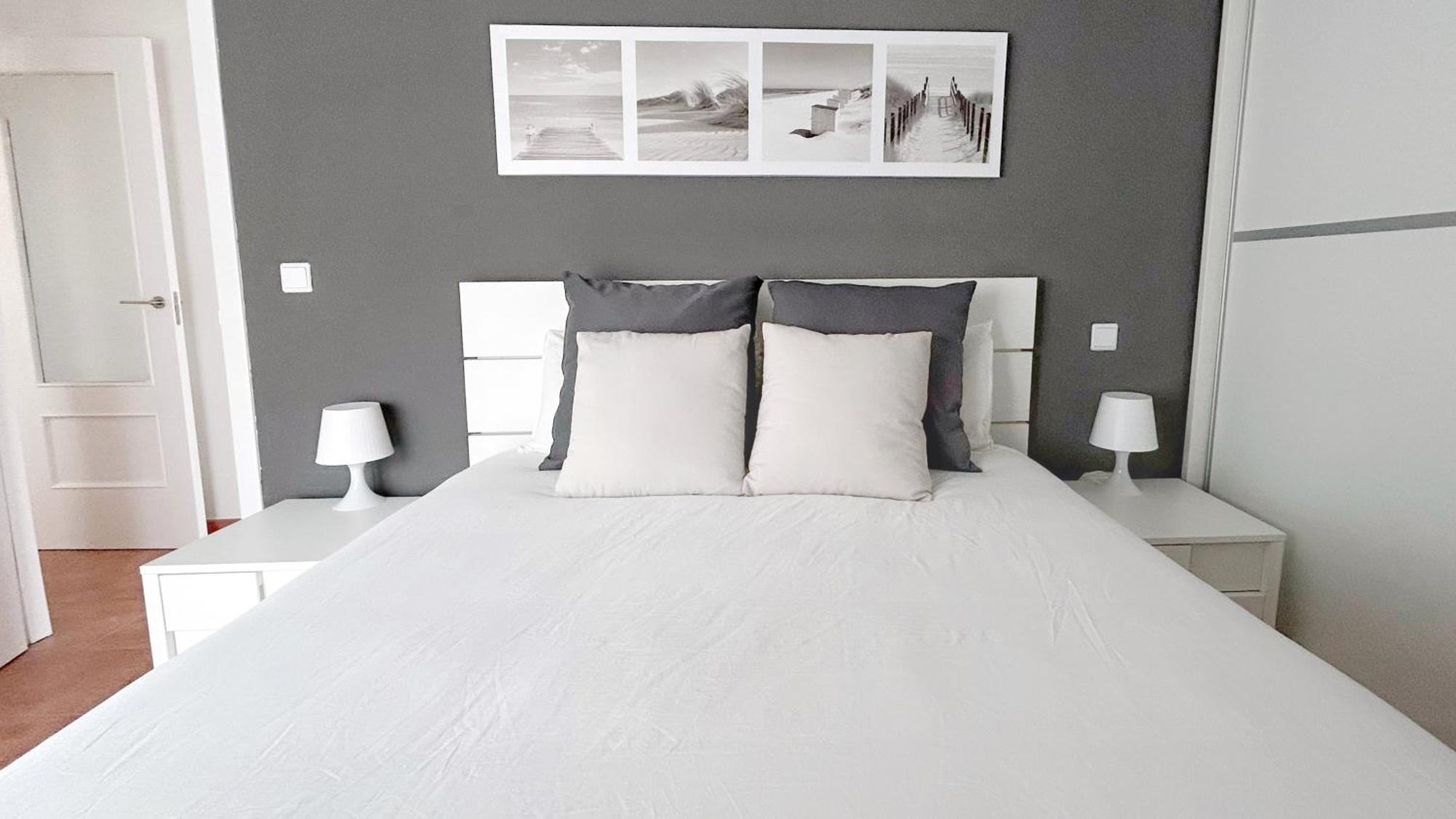 Comillas Bº Casasola - Residencial Lagos Azules - Netflix, Prime, Wifi & Free Indoor Parking Eksteriør billede