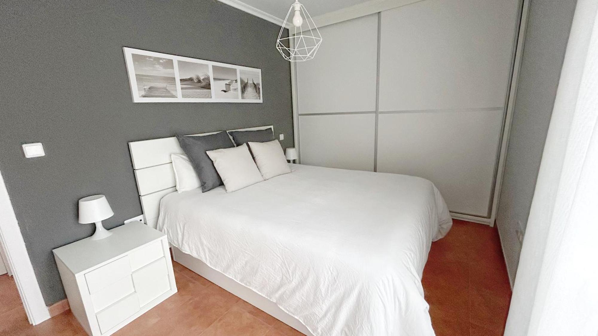 Comillas Bº Casasola - Residencial Lagos Azules - Netflix, Prime, Wifi & Free Indoor Parking Eksteriør billede