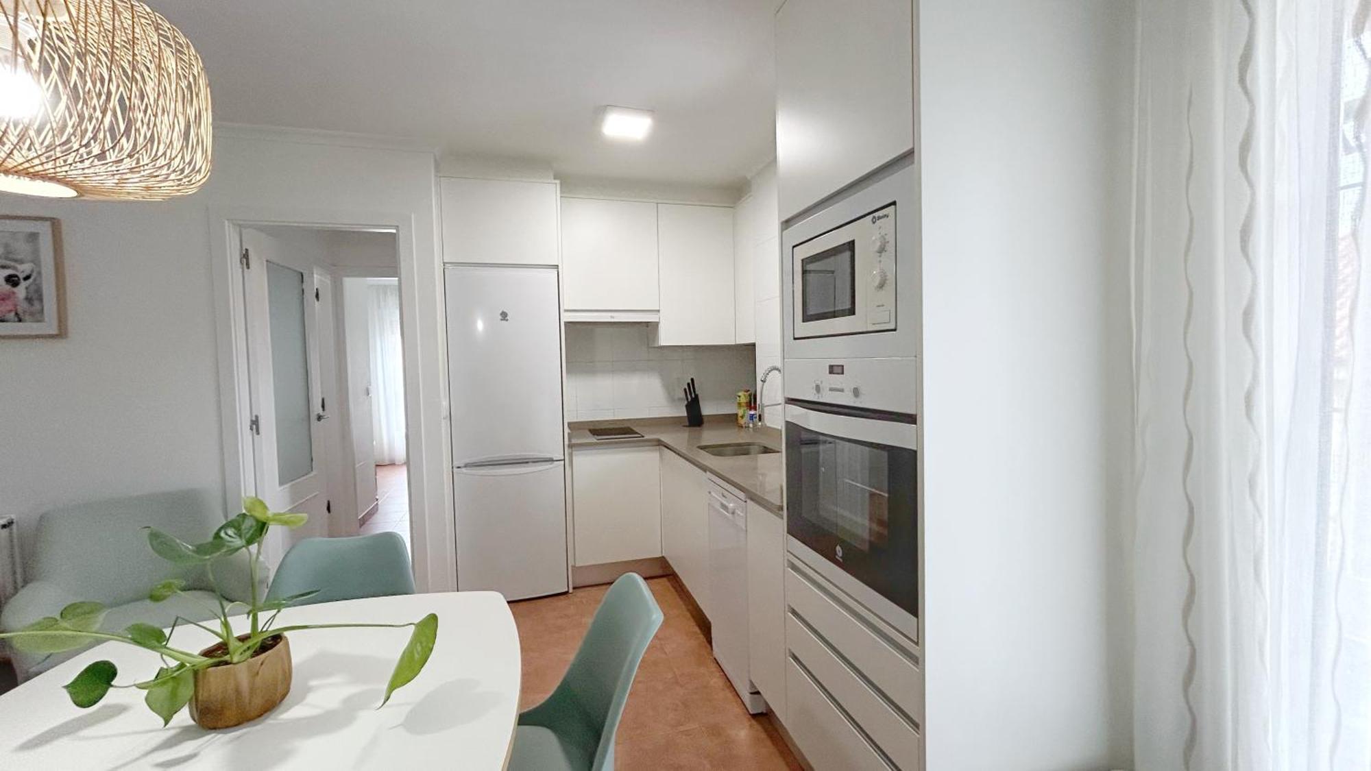 Comillas Bº Casasola - Residencial Lagos Azules - Netflix, Prime, Wifi & Free Indoor Parking Eksteriør billede